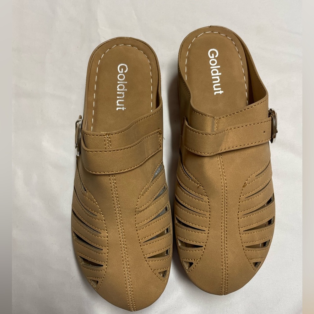 Women's Tan Slip-On Shoes